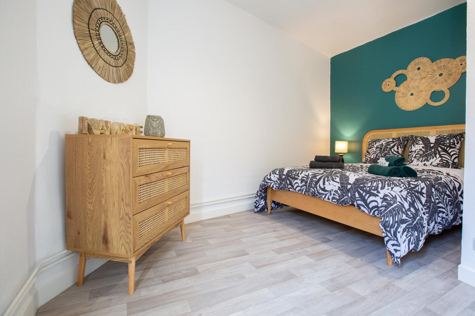 Apartment Tropical Escape Near Center Fiber Netflix